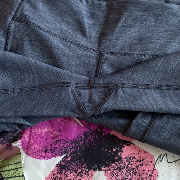 Lululemon Speed Up Tight - Picture 7 of 10